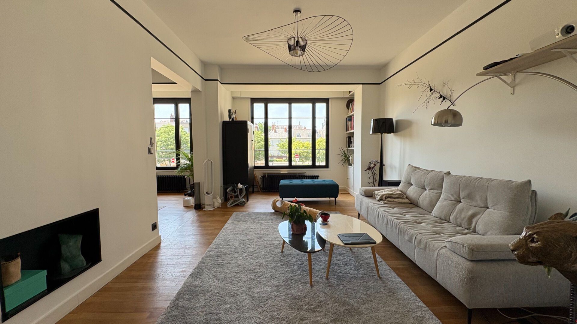 LOFT - COUP DE COEUR - TOURS CENTRE - QUARTIER HISTORIQUE - CALME