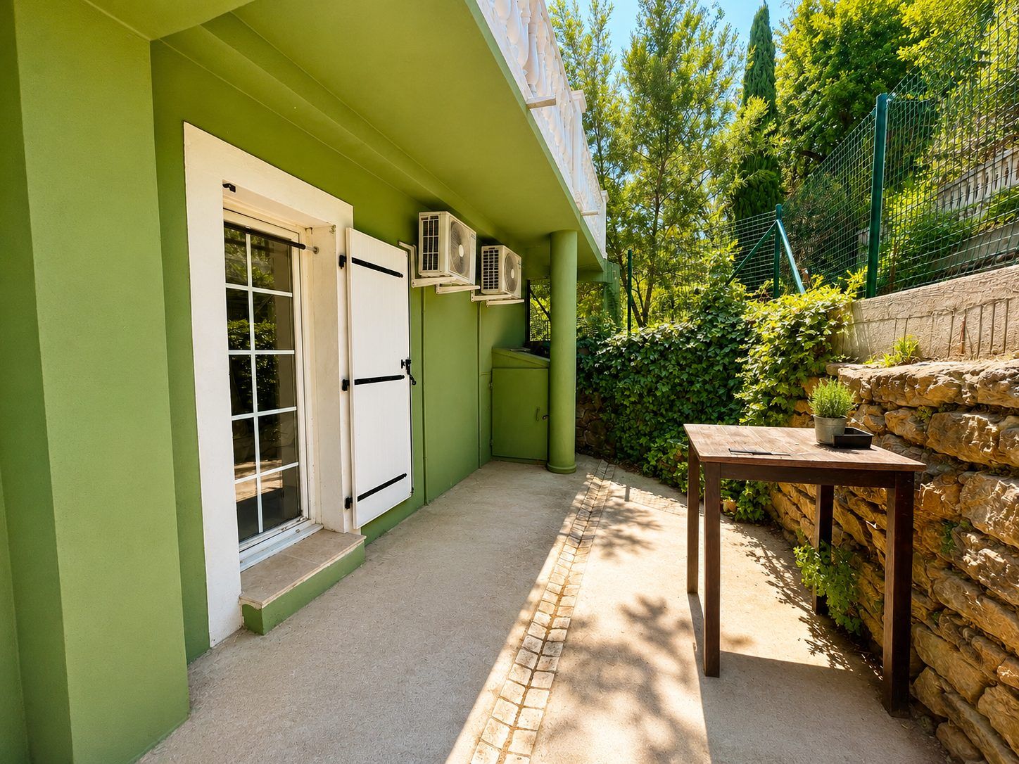Appartement ancien La Roquebrussanne