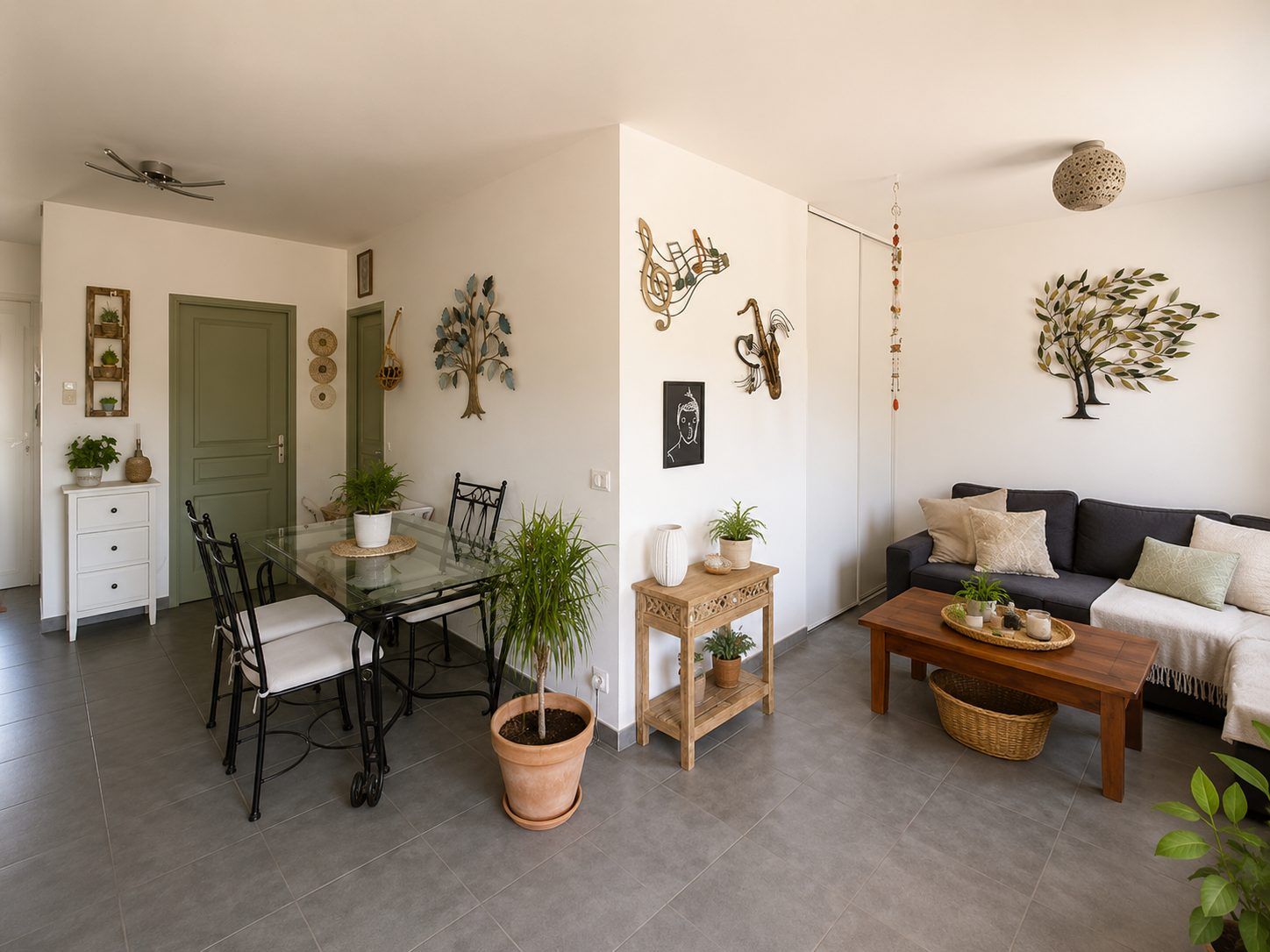 Appartement récent La Roquebrussanne