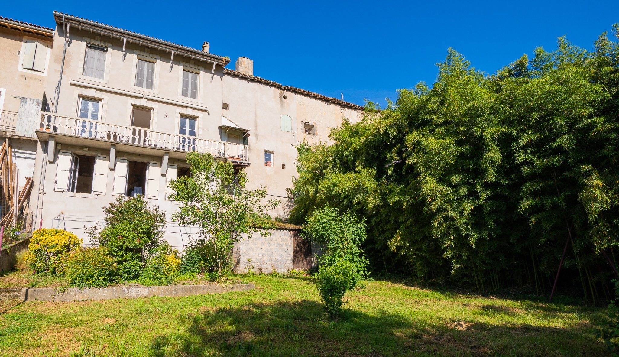 Maison authentique avec jardin -3 chambres - Nérac