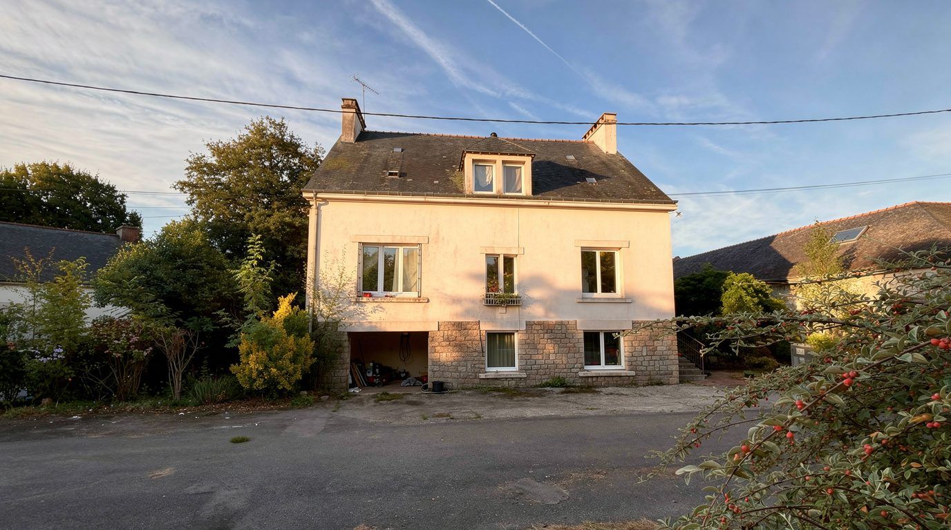 Maison 130 m² à rénover + grenier aménageable + grand jardin