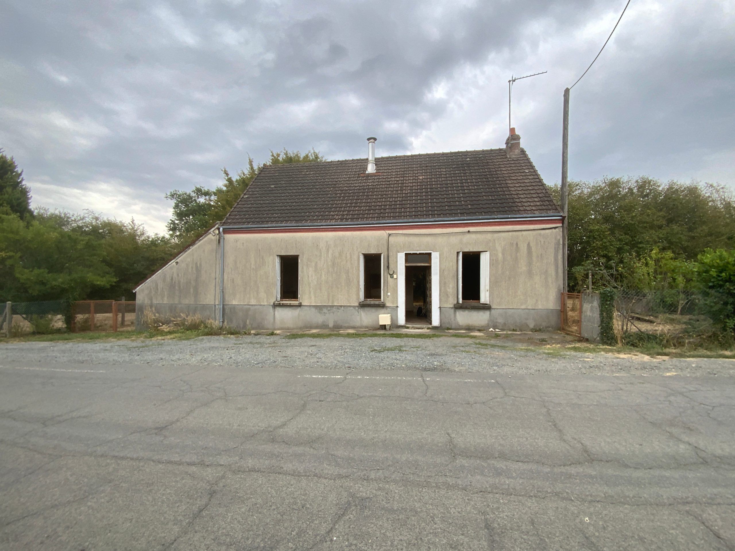 Maison avec terrain attenant !