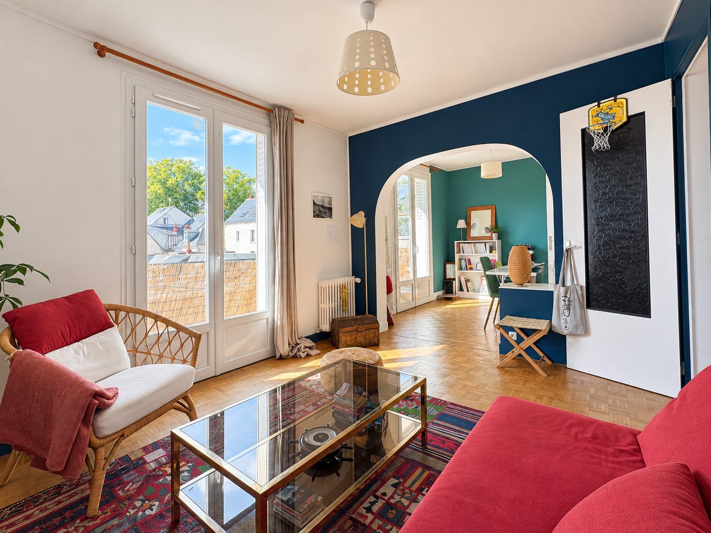Appartement 70 m² – Tours hyper-centre – Balcon et terrasse – Parking + cave