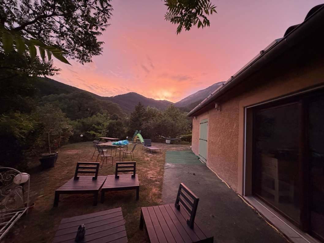Maison individuelle de 134 m² lisière forêt avec terrain de 3 597 m² Marignac-en-Diois Drôme