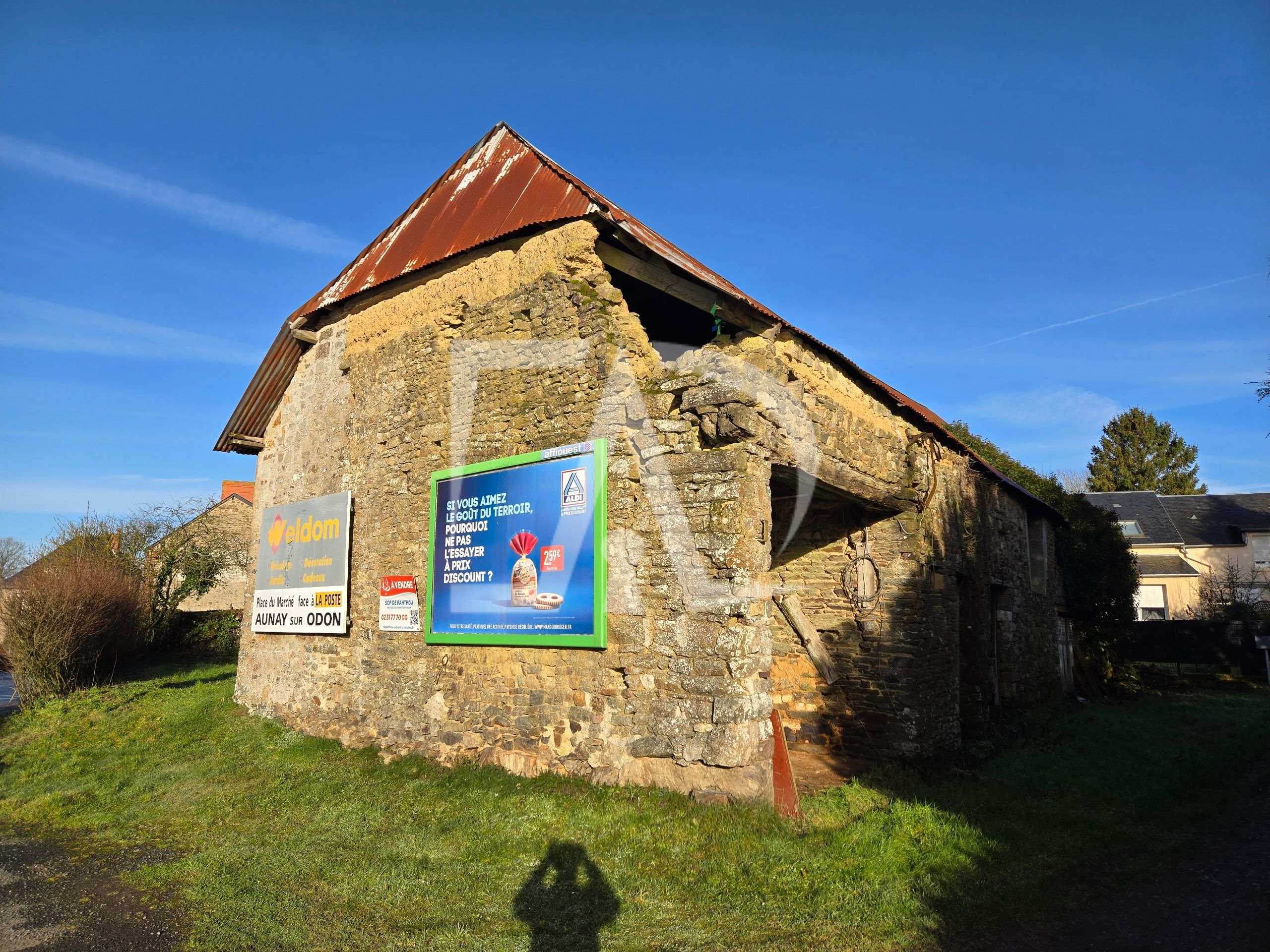 Batiment en pierre - 150m² - A réhabiliter