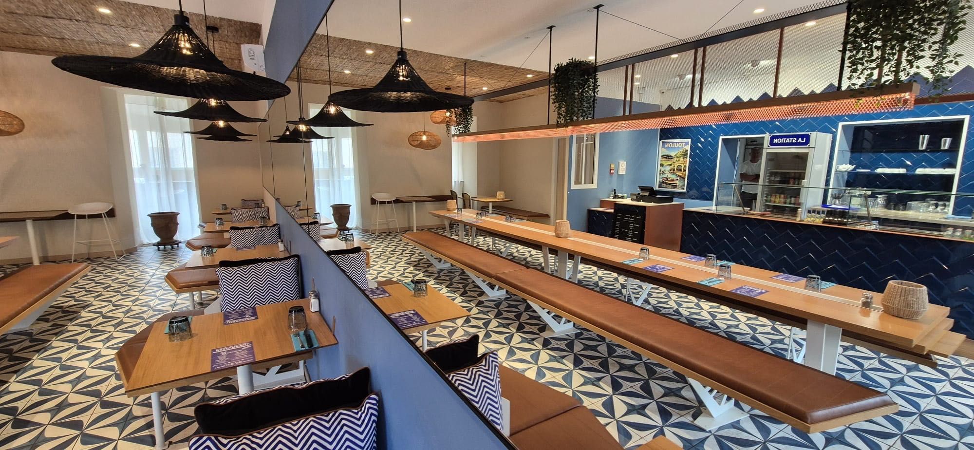 TOULON CENTRE - RESTAURANT CLÉ EN MAIN - 110 m² - EMPLACEMENT PREMIUM - CRÉDIT VENDEUR POSSIBLE