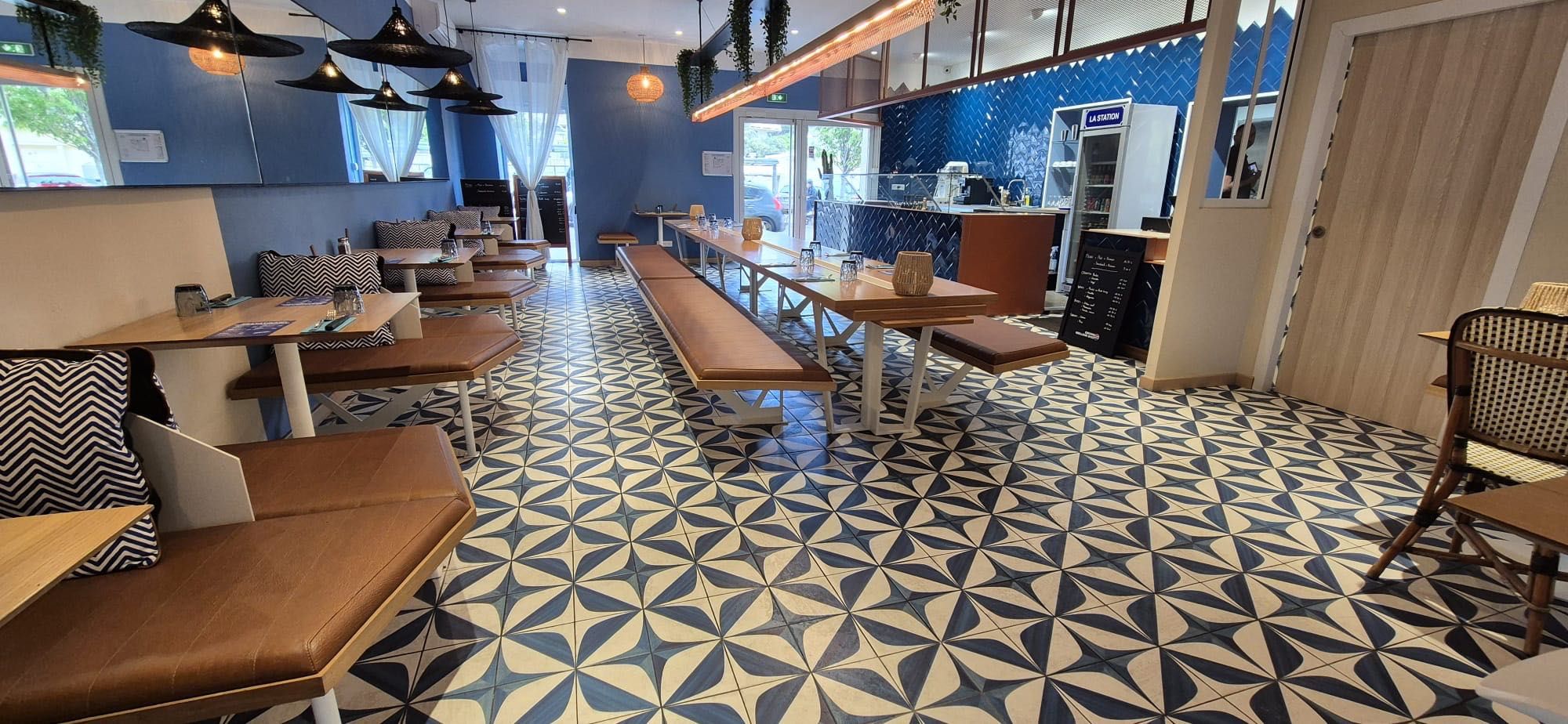 TOULON CENTRE - RESTAURANT CLÉ EN MAIN - 110 m² - EMPLACEMENT PREMIUM - CRÉDIT VENDEUR POSSIBLE