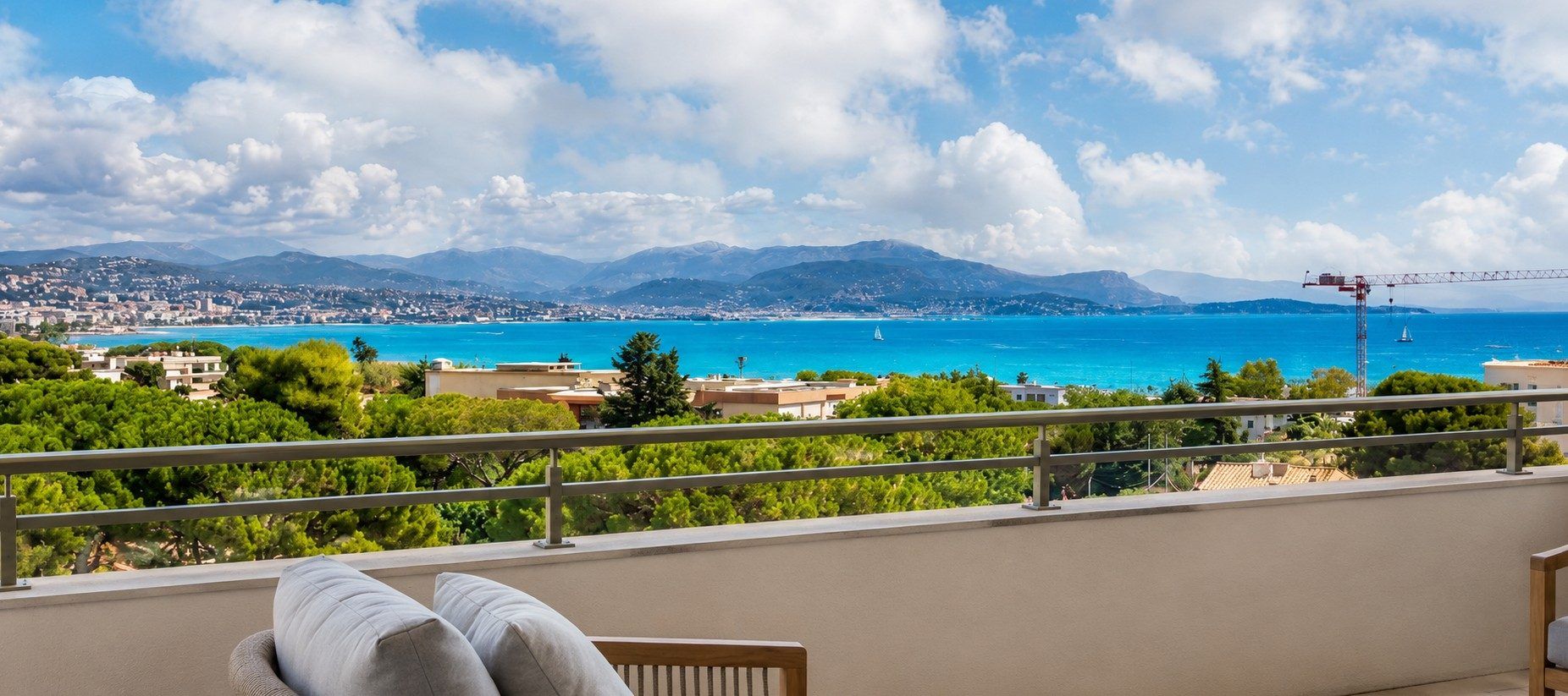 Antibes, 4 pièces en Dernier Étage, Grande Terrasse et vue Mer