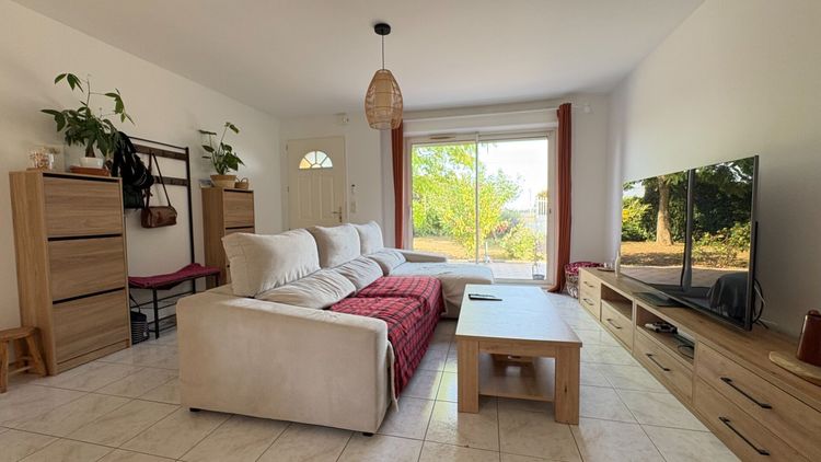 Maison traditionnelle - 145 m² - 5 CHAMBRES - SECTEUR CALME