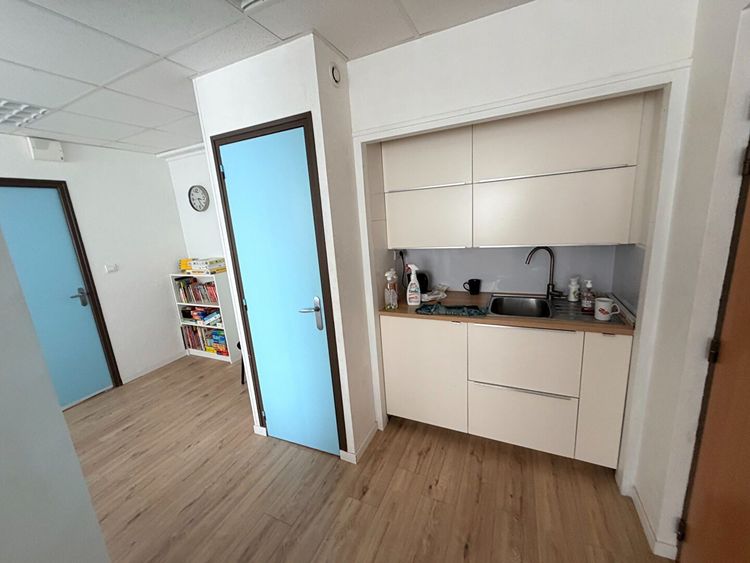 Local professionnel santé 23 m² - Zone Franche  -Nantes Romanet