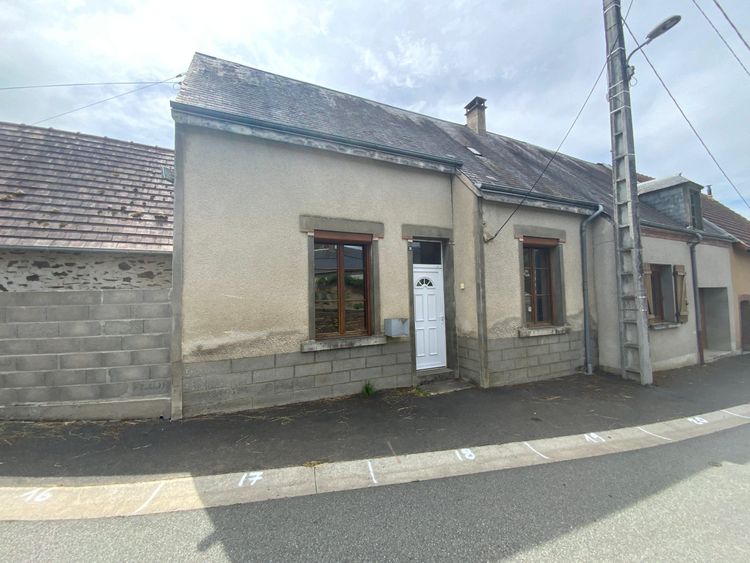 Maison de Bourg avec terrain à l arrière !