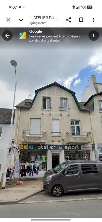LOCAL COMMERCIAL IDEALEMENT SITUE A LA BAULE 76 m2, PAS DE DROIT AU BAIL A REGLER